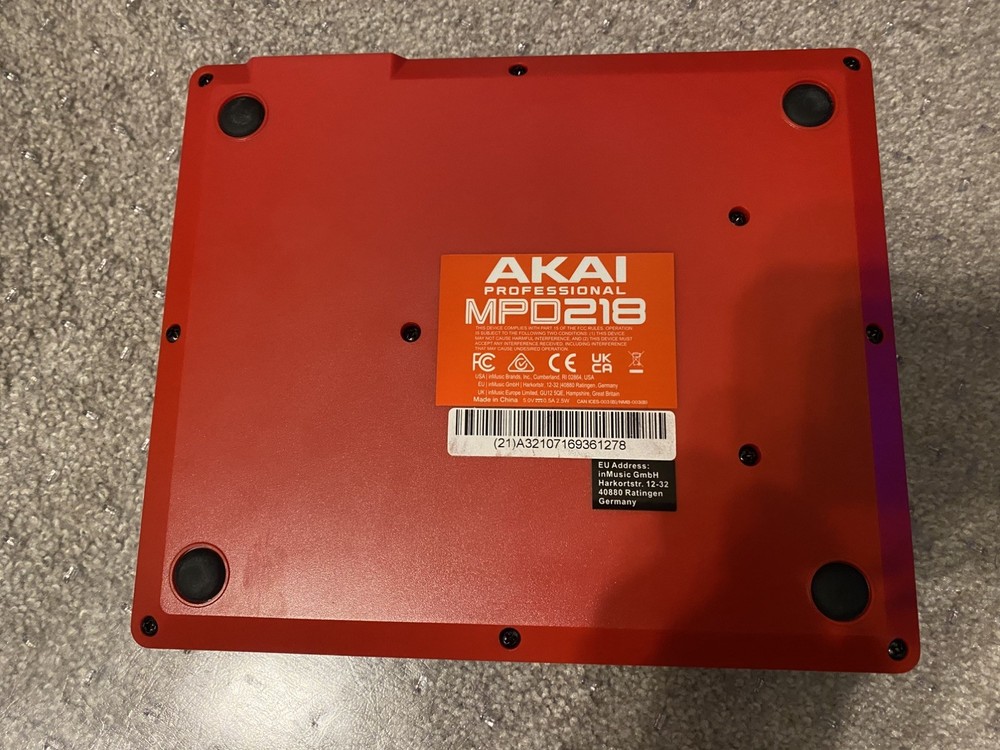 AKAI Professional MPD218 USB MIDI Controller 16 MPC Drum Pads