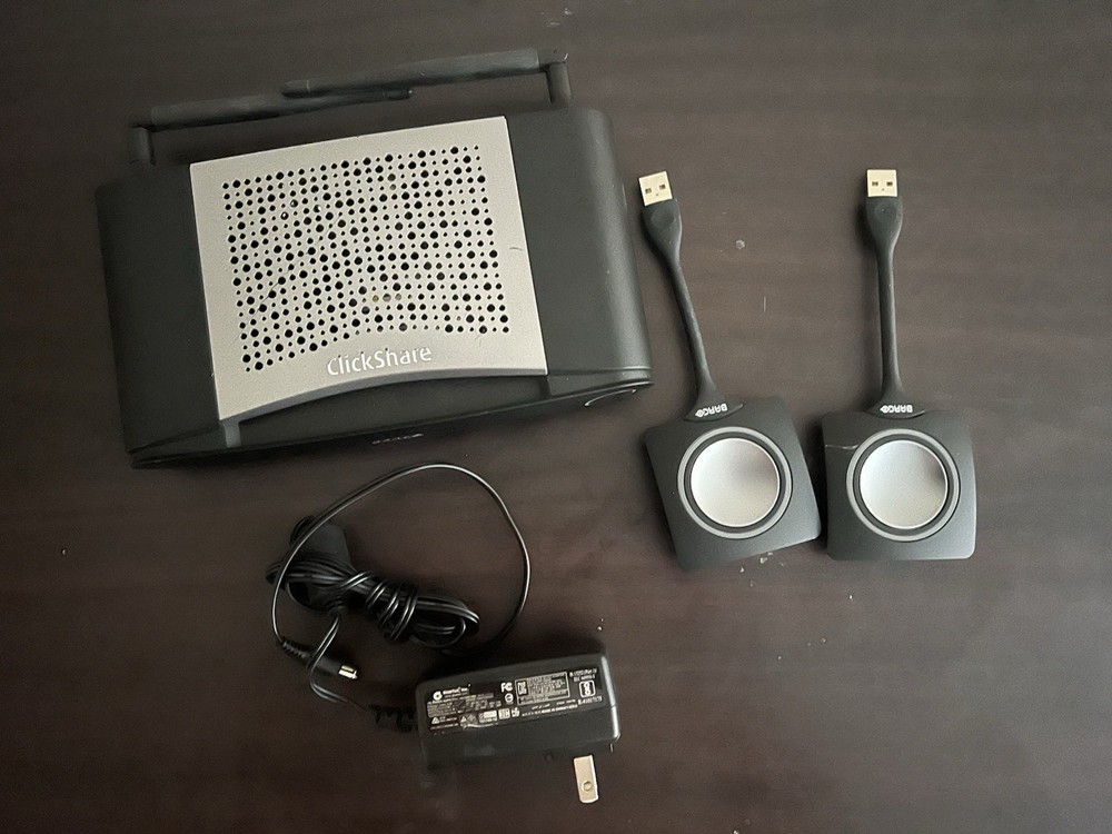 Barco R9861520NA Wireless Presentation System