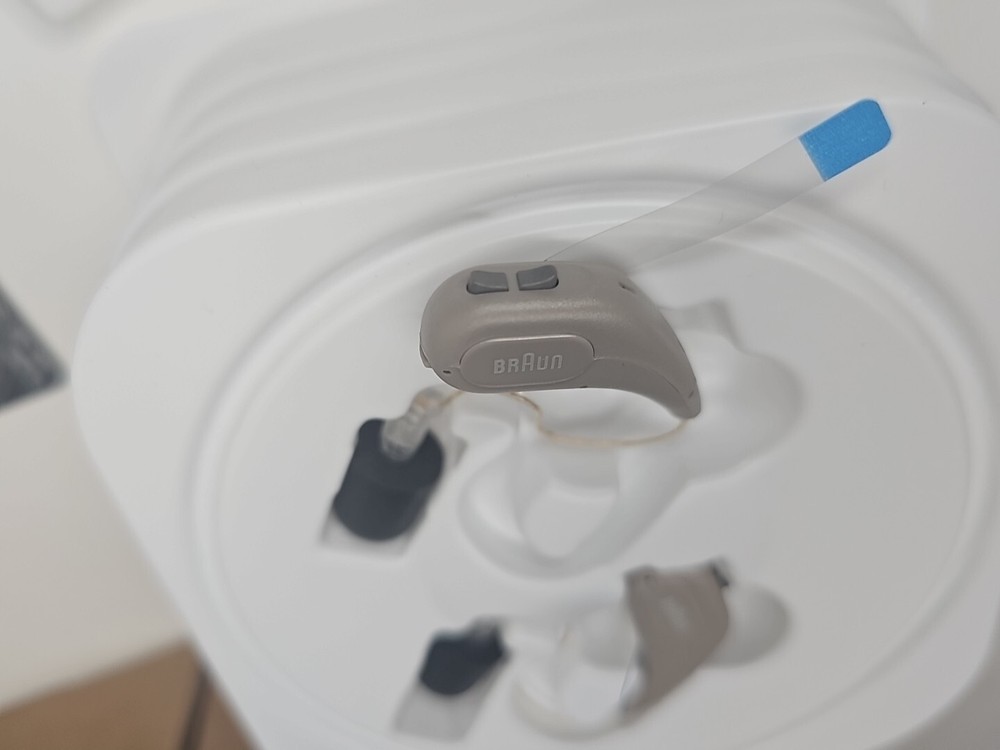Braun Hearing Aid's Kit