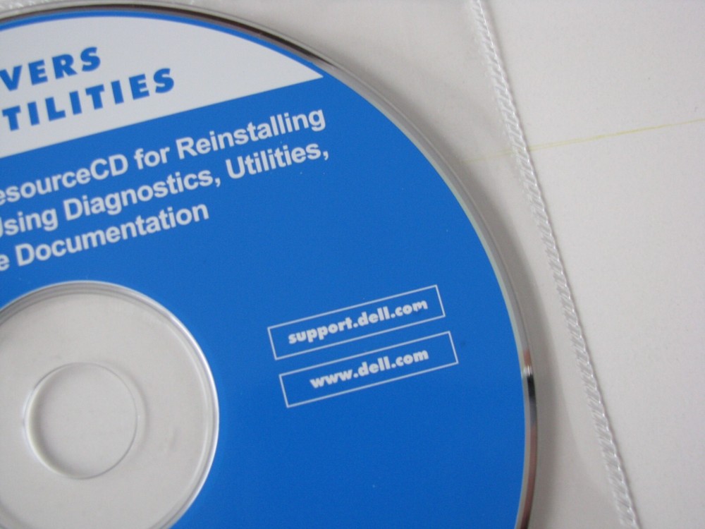 2001 Dell Dimension Resource CD for Reinstalling Computer Software CD NO LICENSE