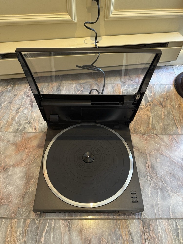 Technics SL-J33 Quartz Direct Drive Automatic Turntable - Tested Working Well