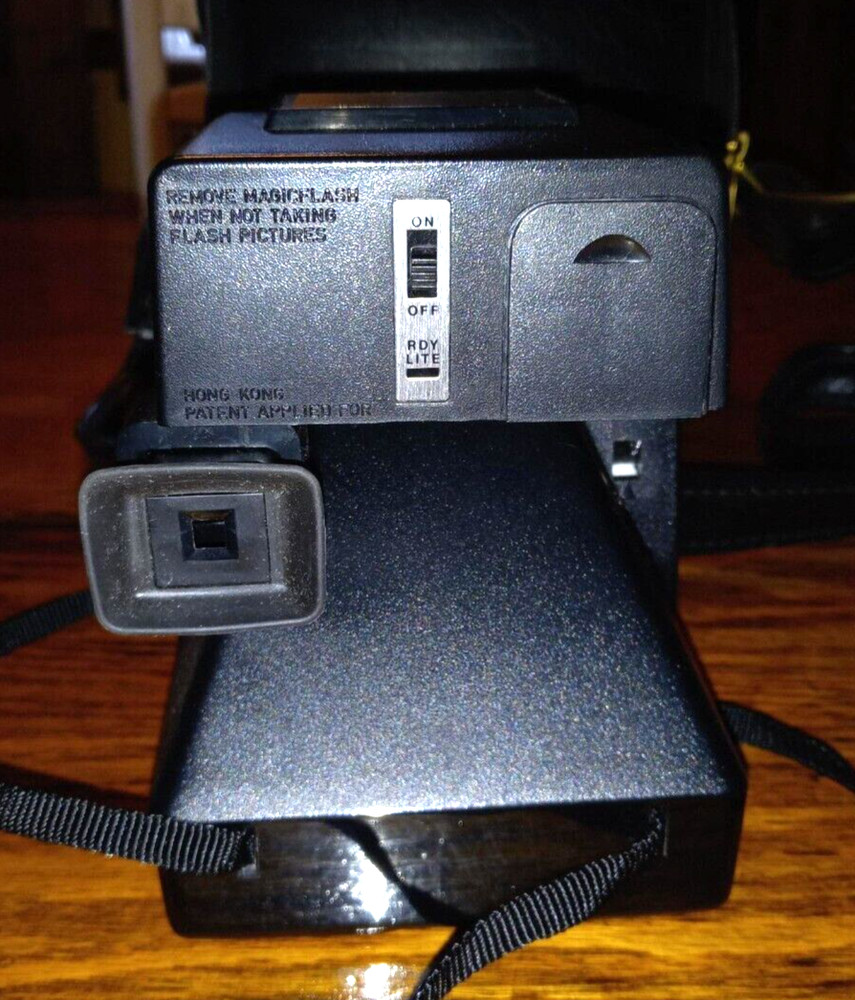 Polaroid OneStep SX-70 Camera with case and ITT Magic flash