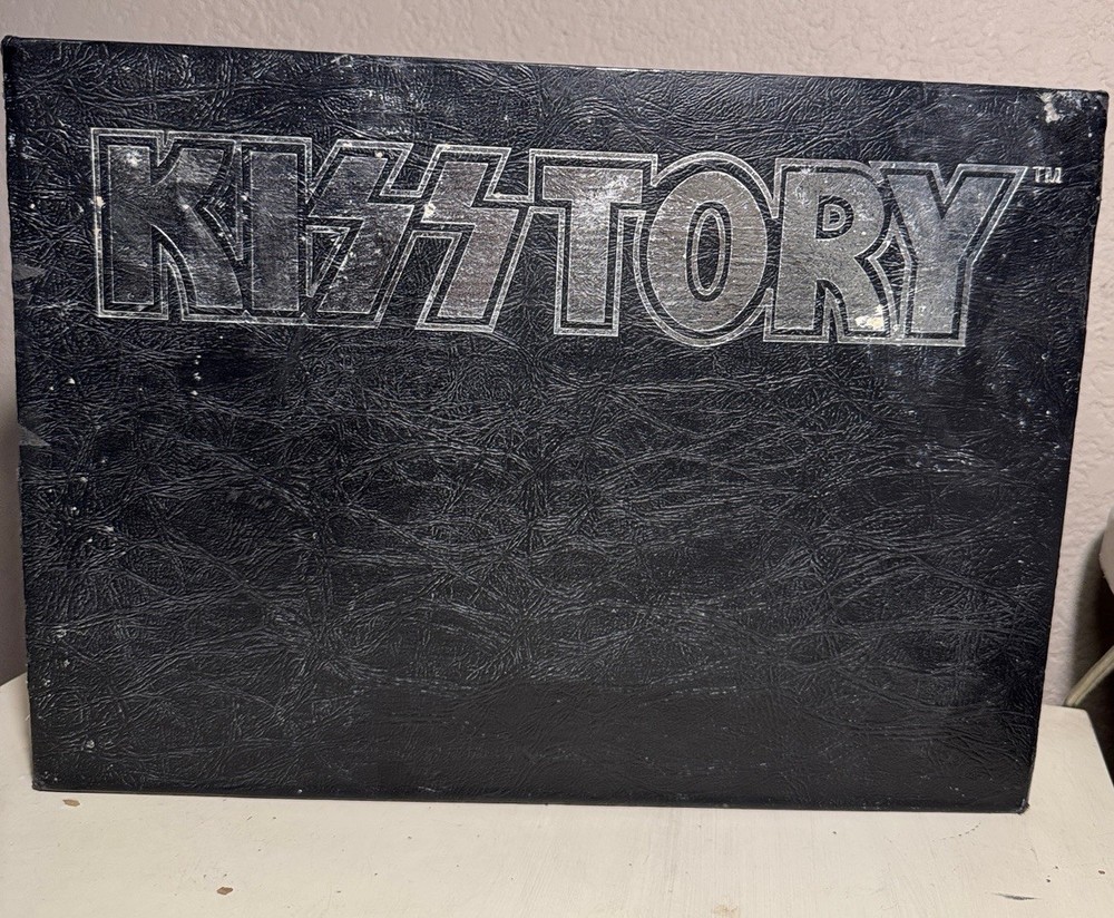 KISSTORY Book