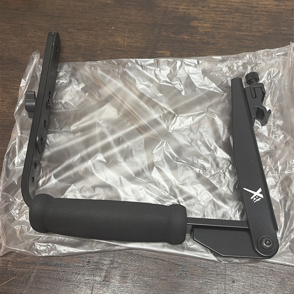 Xit Pro Series 180° Quick Flip Rotating Flash Bracket For Camcorder & DSLRs