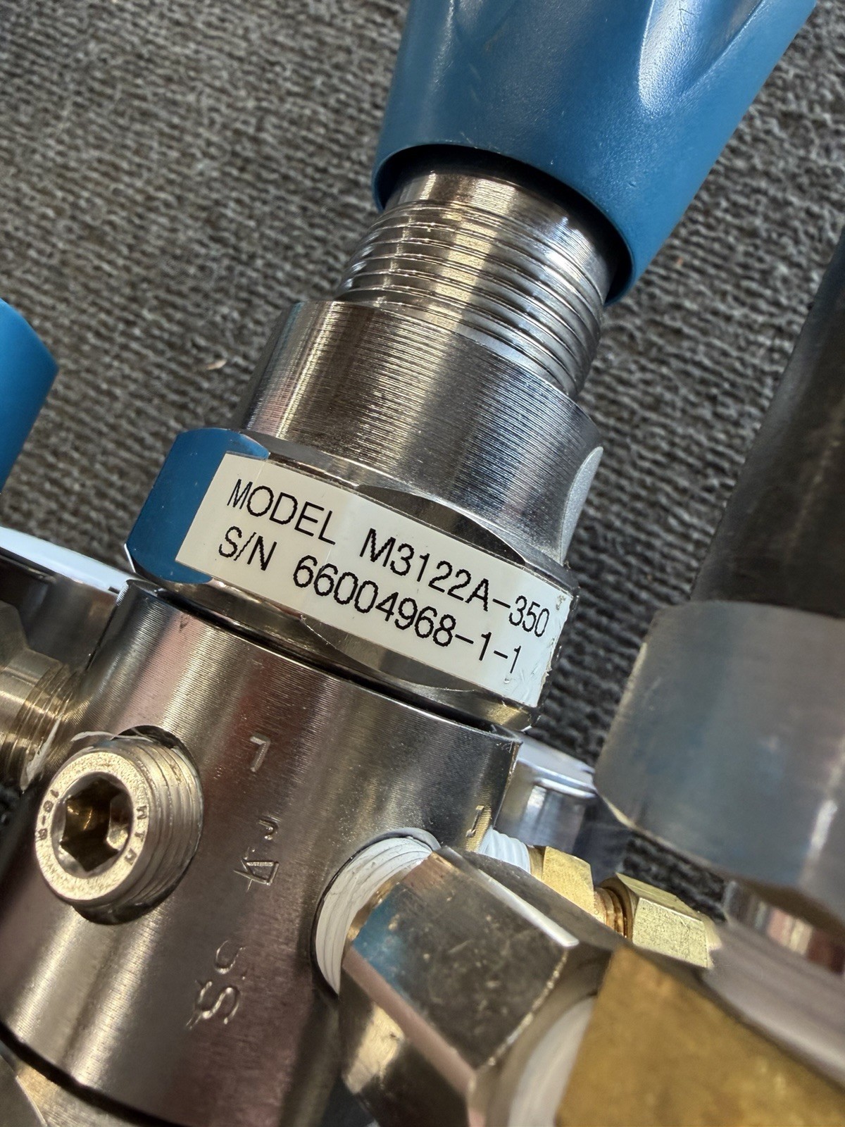 Lot of 3 High Purity Stainless Steel Pressure Regulators Matheson AirGas Harris