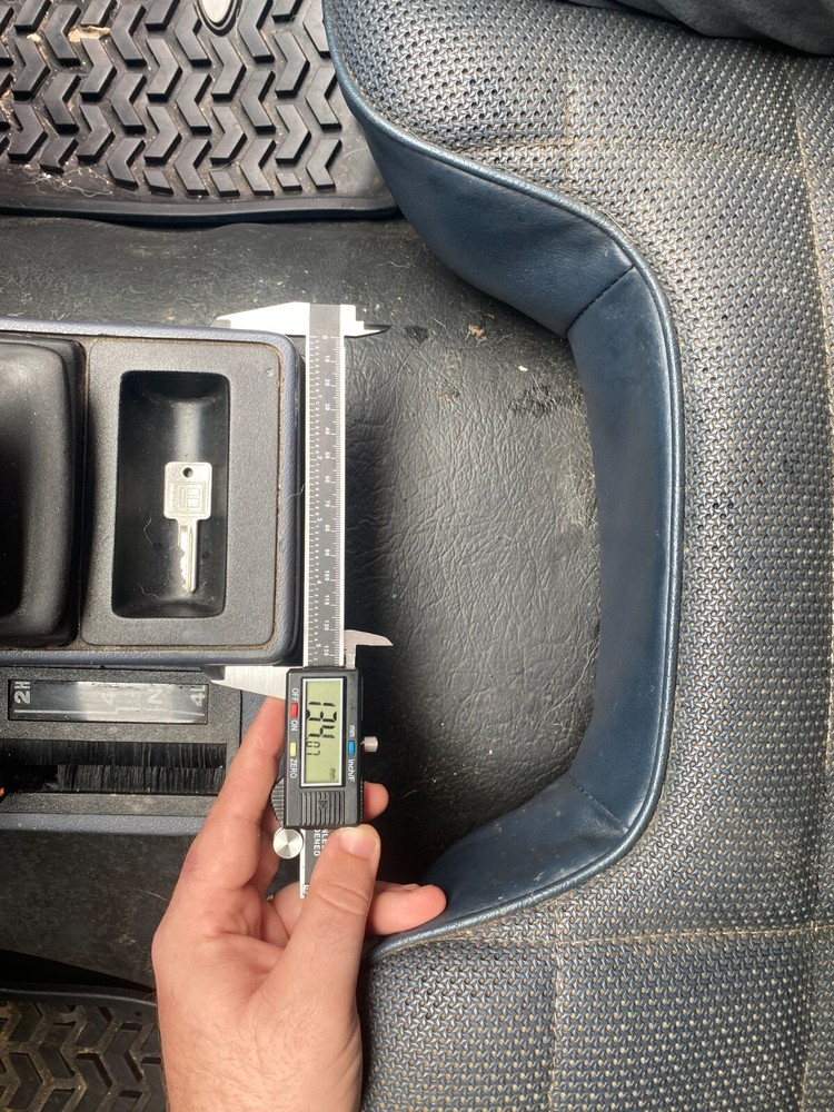 Jeep Comanche Cupholder for Bench Seating