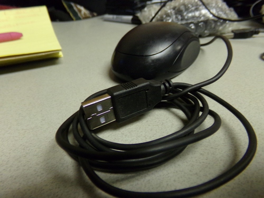 3D Optical Mouse with USB Connector *FREE SHIPPING*