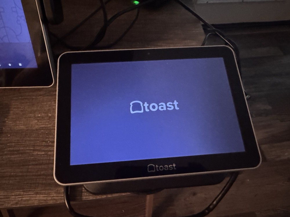 Toast Flex TT200 POS System Touch Screen Printer, card reader, Cashbox, & Cables