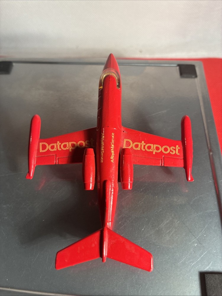 MATCHBOX Intl. Macau SB1 1973 DATAPOST  Red LEARJET.