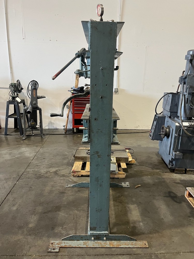 Dake 50H Hydraulic Press 50 Ton