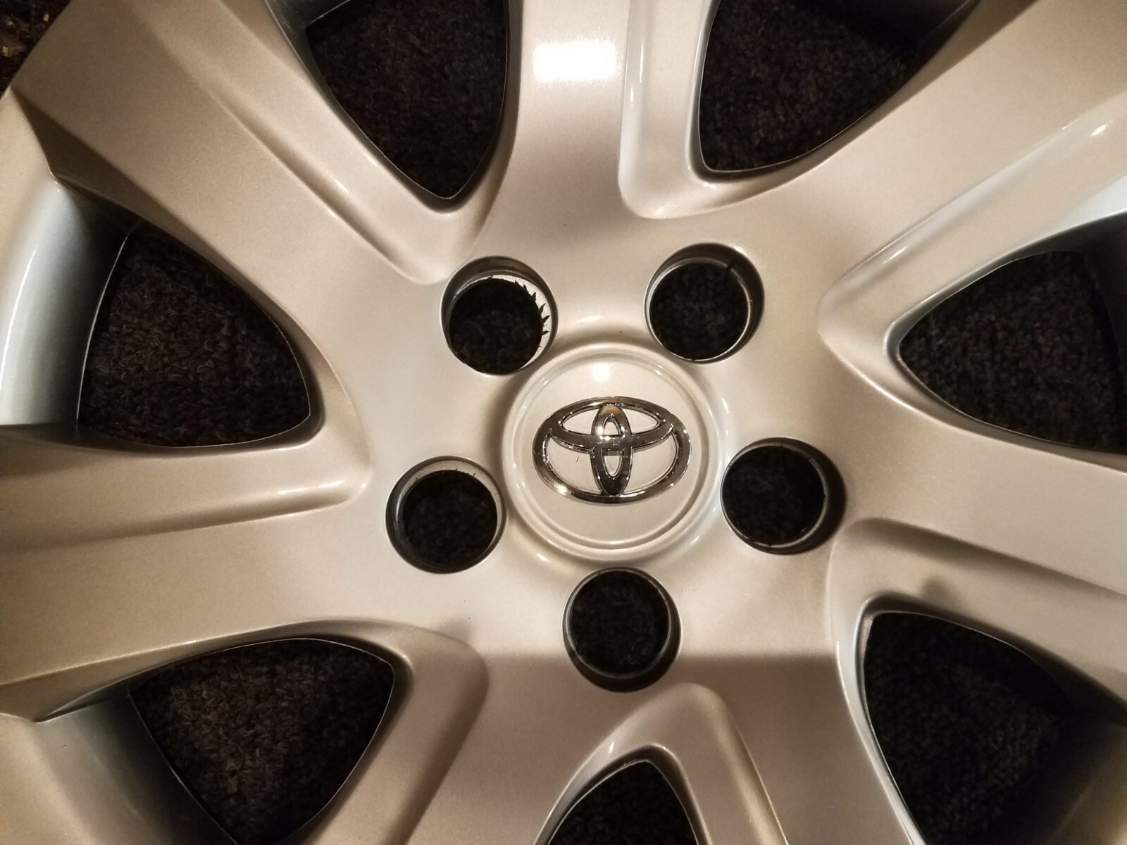 Brand New 2010 10 2011 11 Camry 16" Hubcap Wheel Cover 61155