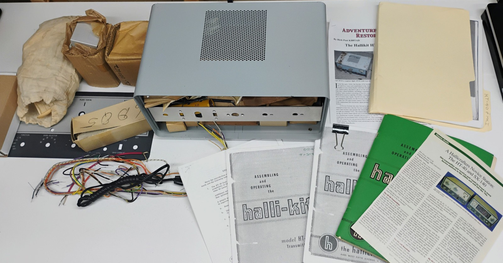 UNBUILT Halli-Kit HT-40K Transmitter. Rare, Vintage Hallicrafters Unbuilt Kit.