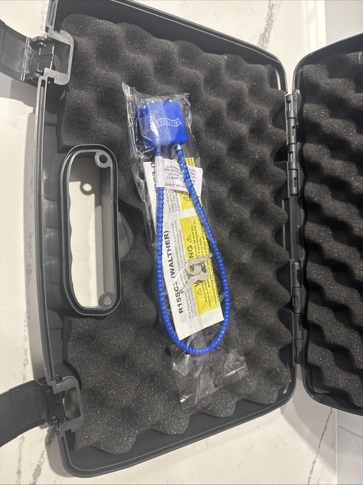 Sig Sauer P320F-9-B Case, Side Identifying Labels, Lock With Keys