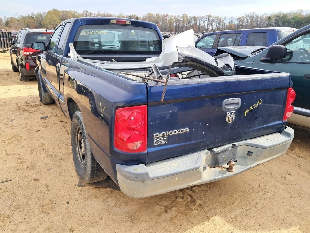 Fuse Box Engine Fits 05-07 DAKOTA 5000902