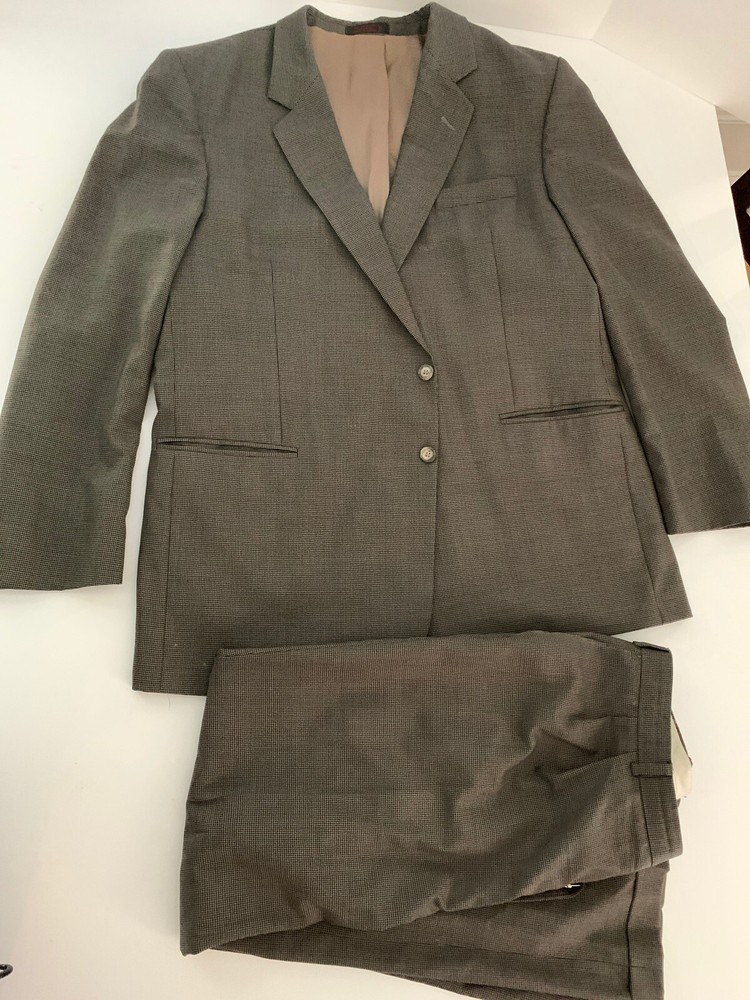 Mark Jeffrey’s Suit Size 48 Wool