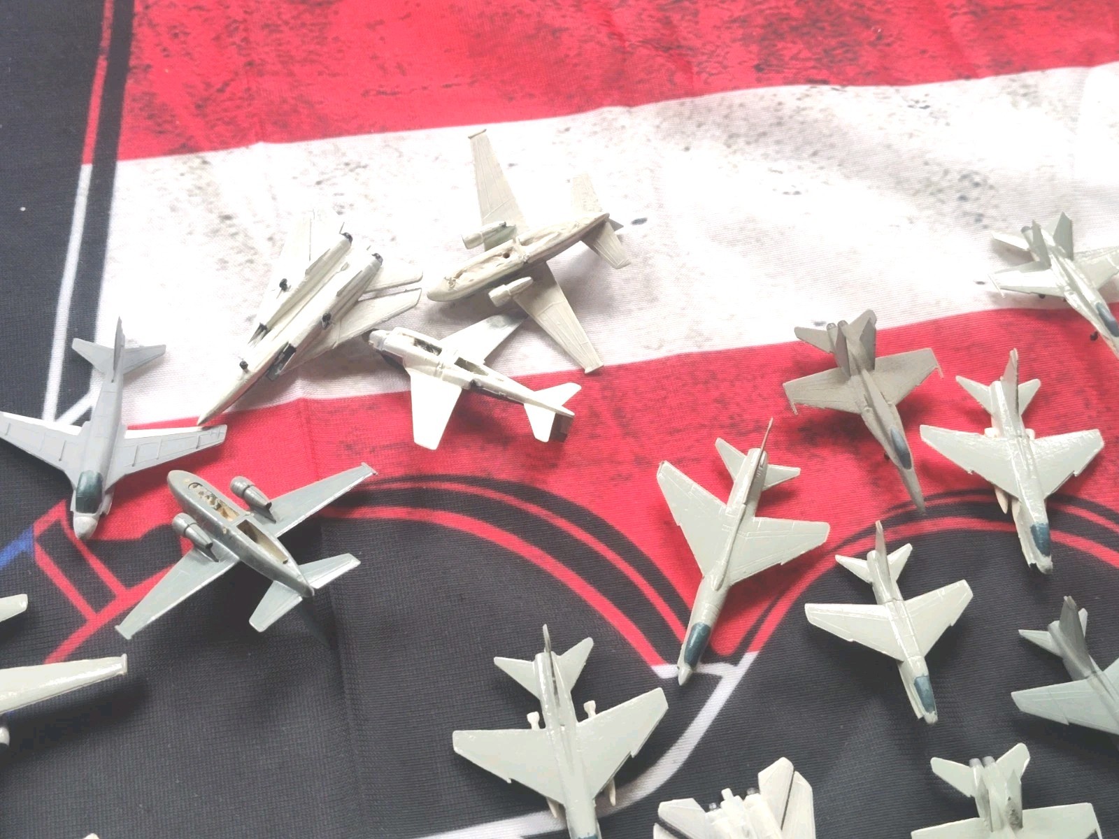 Lot Of 125+ Mini Built Model Airplanes For Aircraft Carriers Plastic 1/2"-2"Long