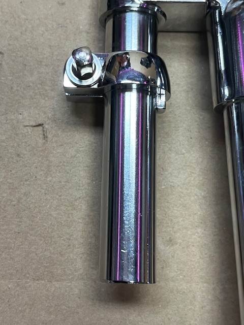 Unbranded Left-Facing Tom Holder - Chrome