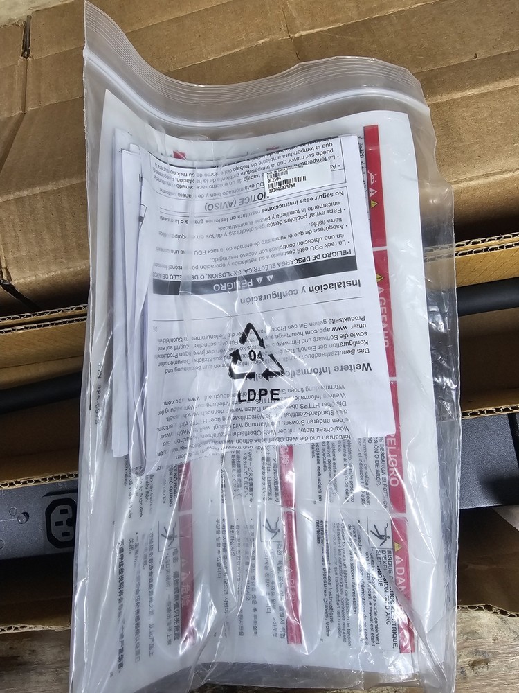 APC APDU9981NA3 Power Supply Unit