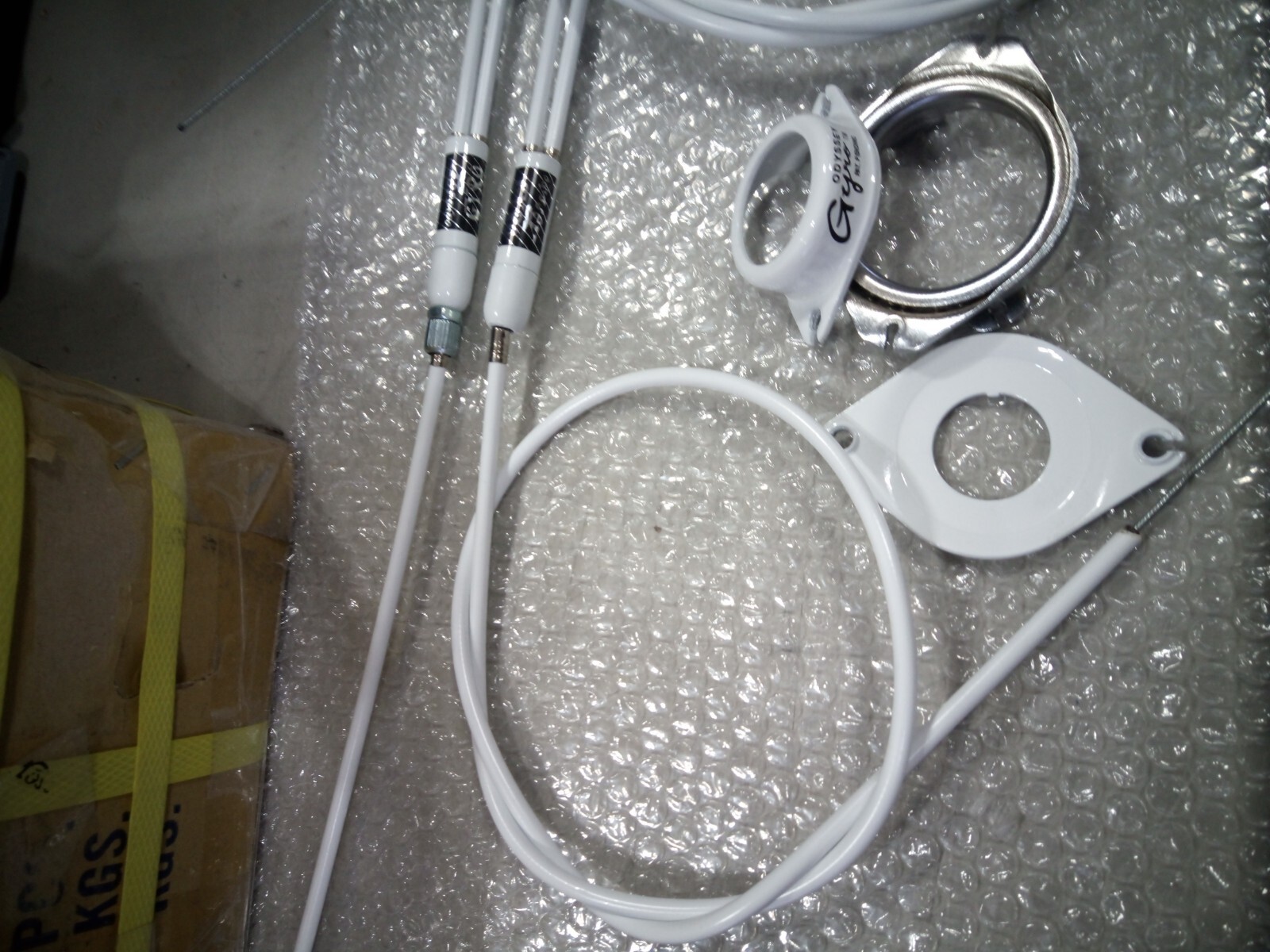 Odyssey Gyro White First gen reproduction With White Cables