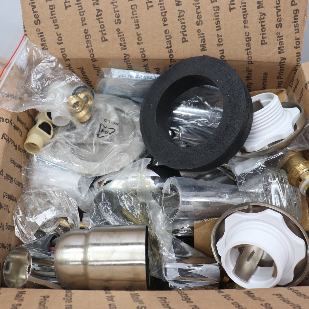 Assorted Bathroom Hardware 11.7LBS