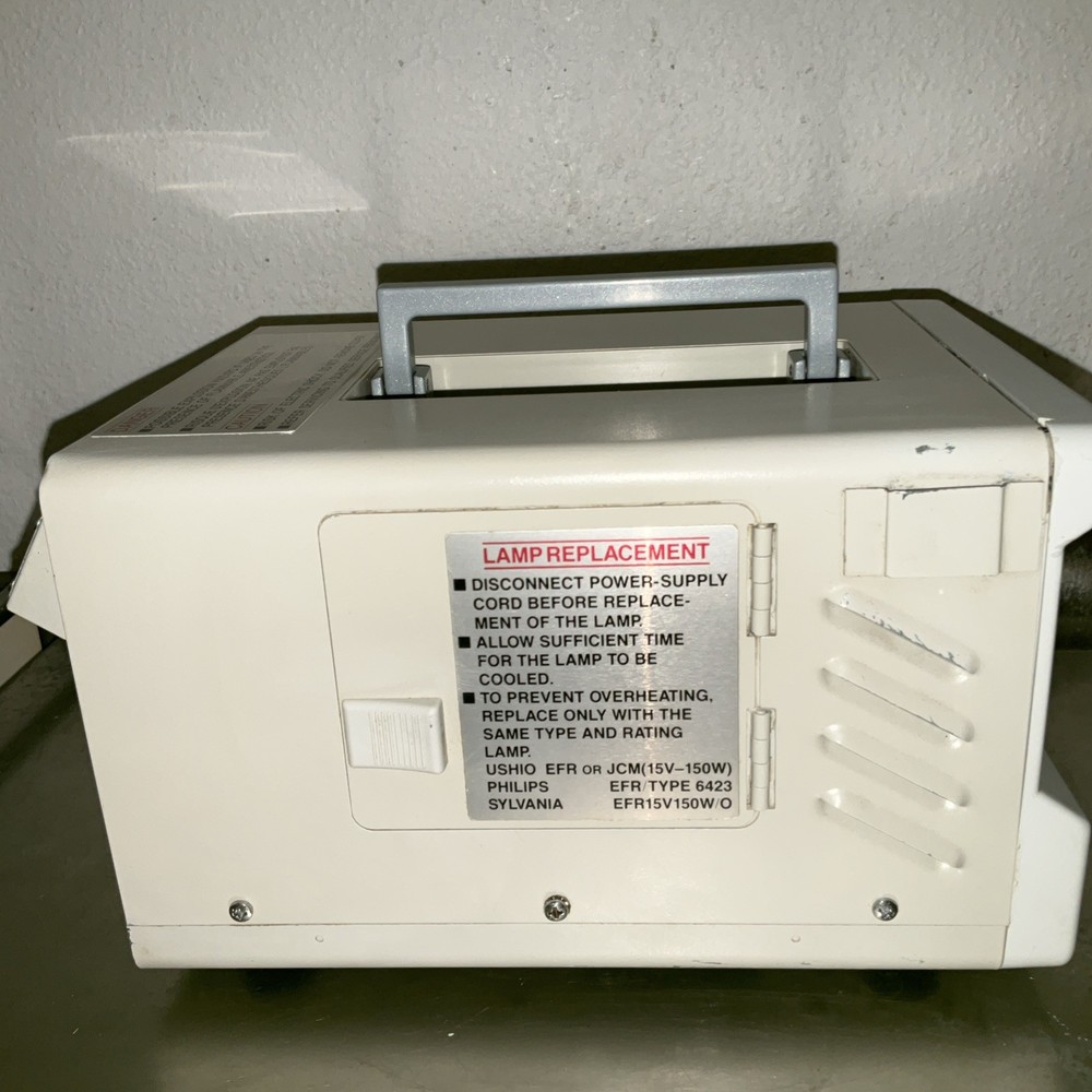 WORKING Olympus CLK-4 Halogen Light Source w/ Lights