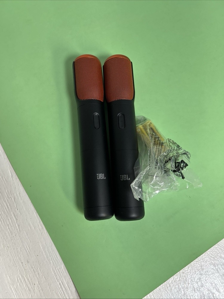 2x JBL PARTYBOX ENCORE BLUETOOTH WIRELESS MICROPHONES