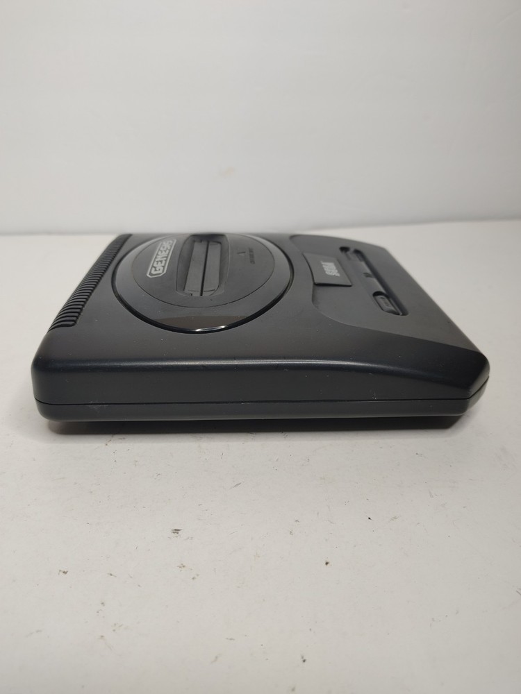 SEGA Genesis Model 2 Console Bundle w/ Controller, Power & AV Cables + Sonic 2