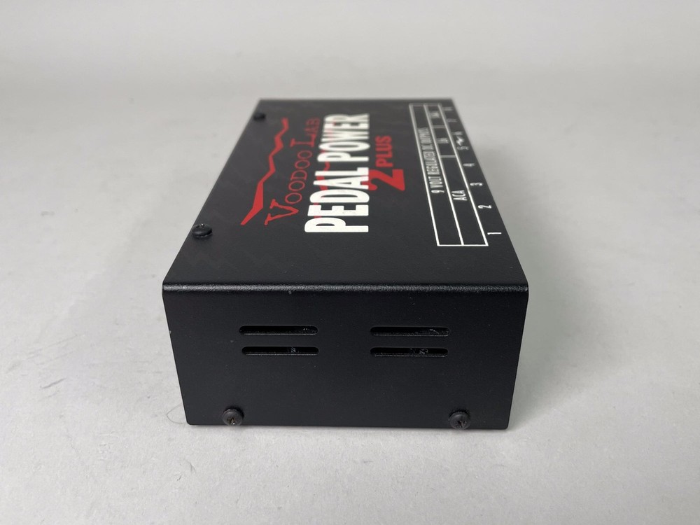 2015 Voodoo Lab Pedal Power 2 Plus w/Cables