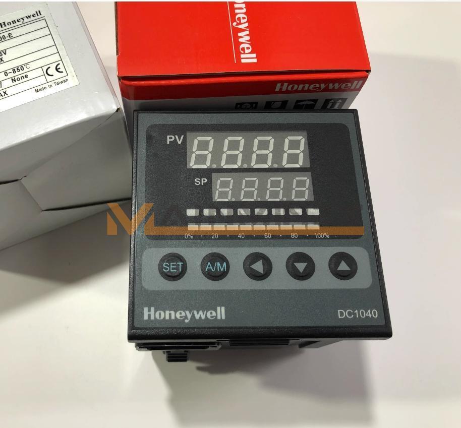 One new HONEYWELL DC1040CR-102000-E Temperature Controller
