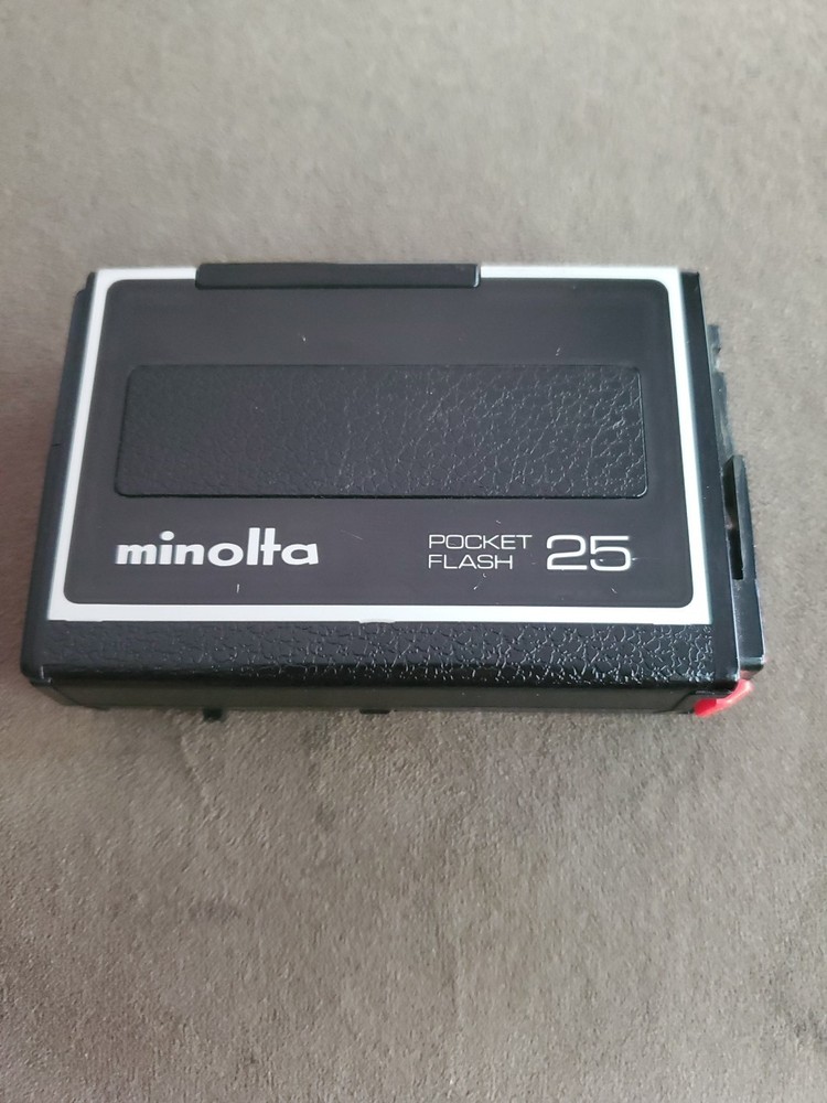 Minolta Pocket Flash 25 Flash Unit For Pocket Autopak Camera Flash TESTED!