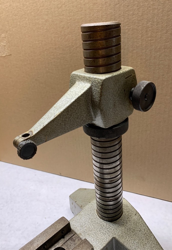 MITUTOYO Hardness Anvil Comparator Stand - 13" Post - 2" Diameter - USED