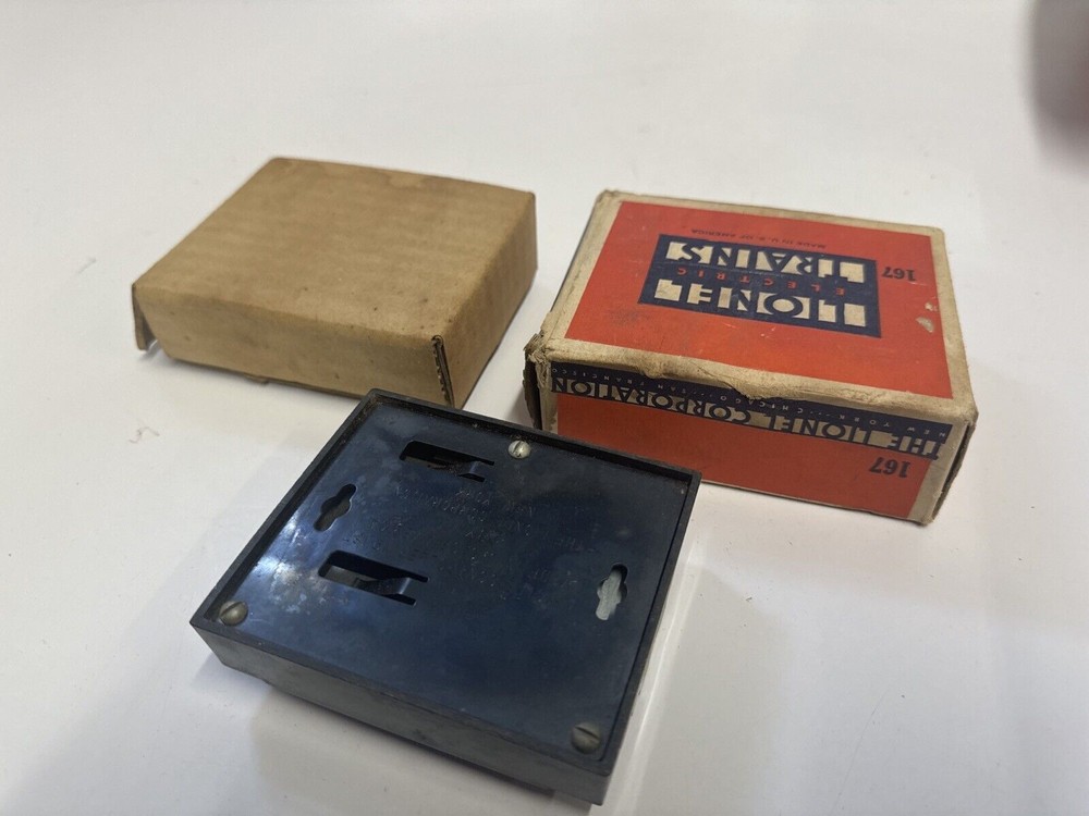 LIONEL EARLY POSTWAR 167 WHITSLE CONTROLLER WITH BOX