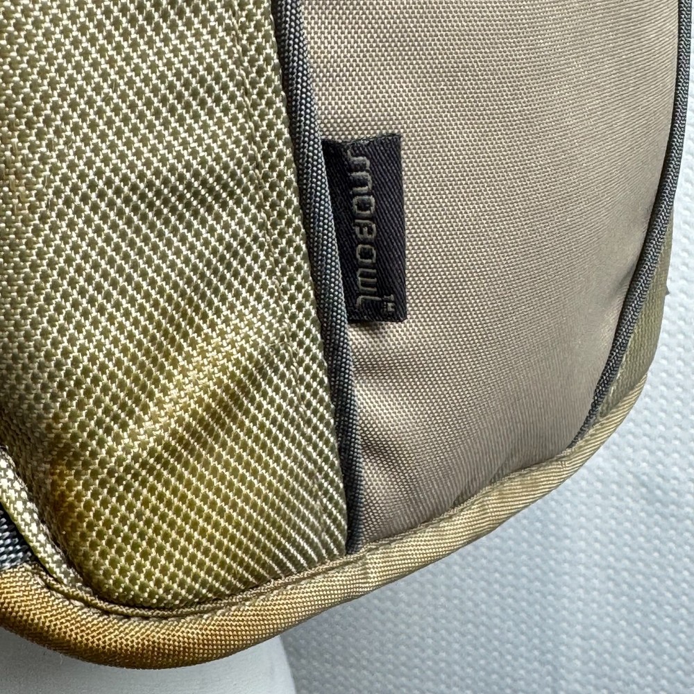 Camelback Snobowl Hydroback Hydration Hiking Backpack 32oz Bladder Tan in EUC