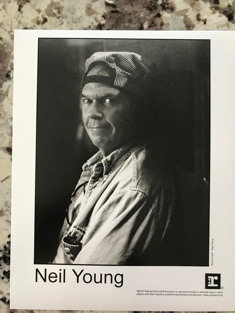 Neil Young _ promo photo