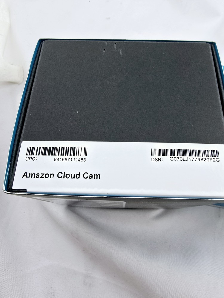 NEW Amazon Echo Dot 3rd Gen Smart Speaker with Alexa And Amazon Cloud Cam