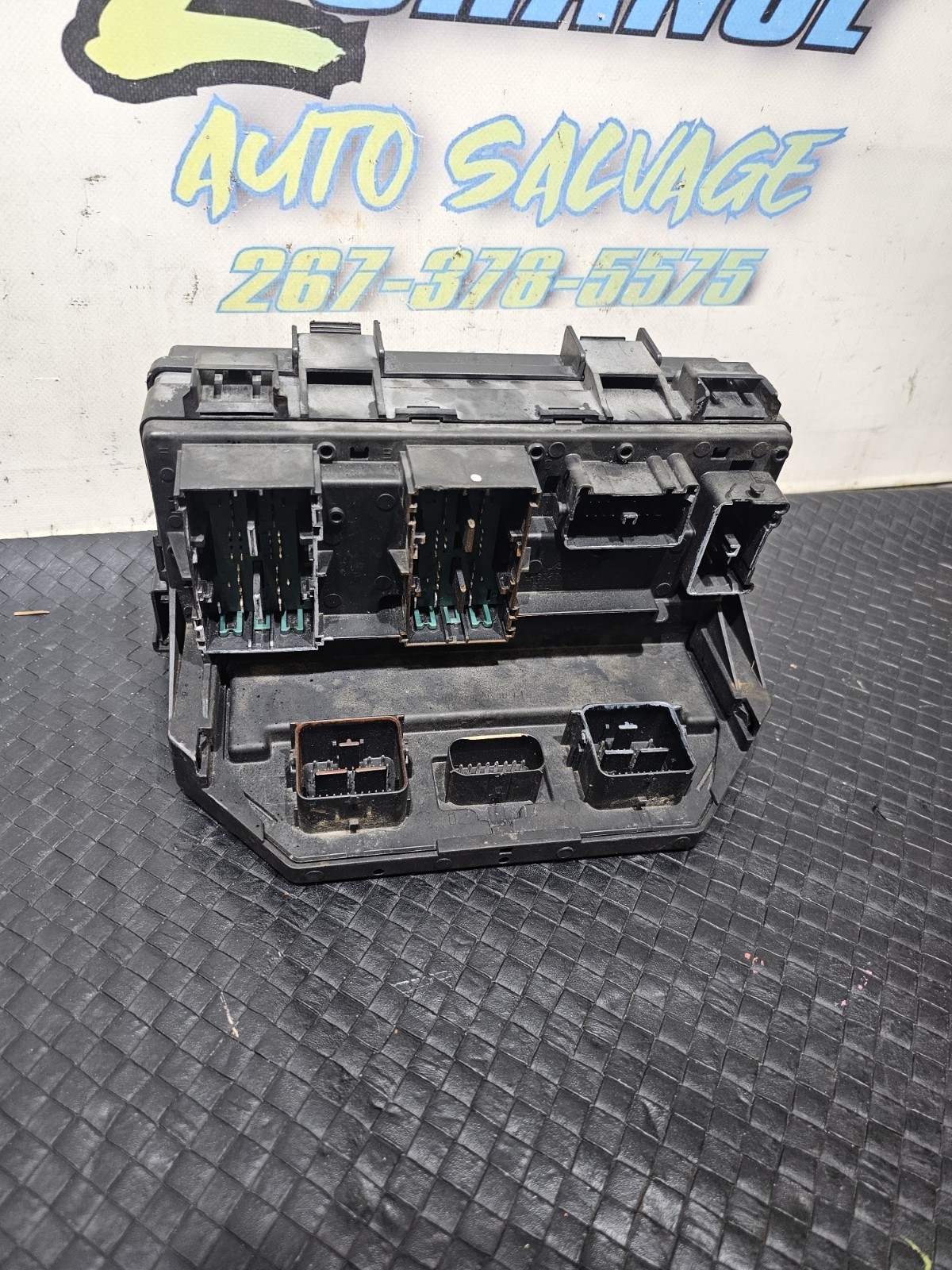 2014 Dodge Grand Caravan / Town Country Fuse Box TIPM OEM 68217405AB
