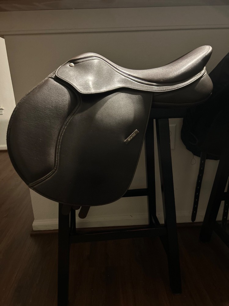 17” WINTEC 500 Close Contact Saddle