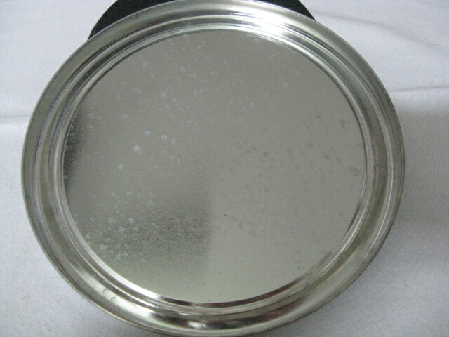 Christmas Round Tin ~ **Gift Idea