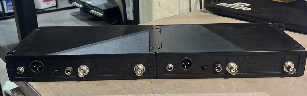 x2 SHURE ULXS4 WIRELESS RECEIVER ,