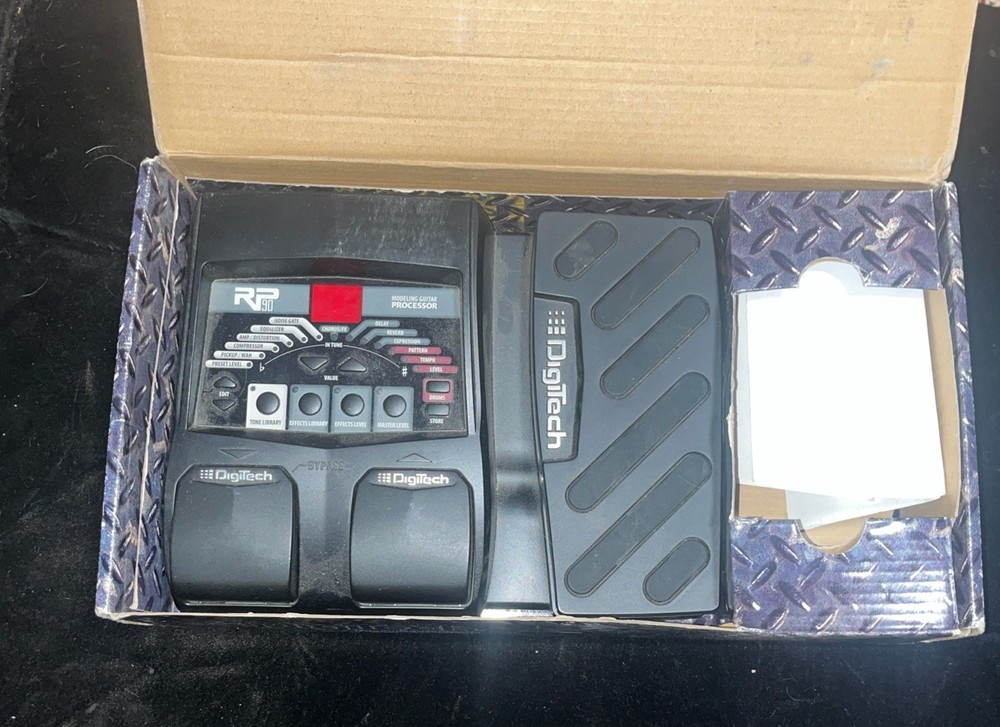 DigiTech RP90 Digital Multi-Effects Processor Foot Pedal for Electric Guitar