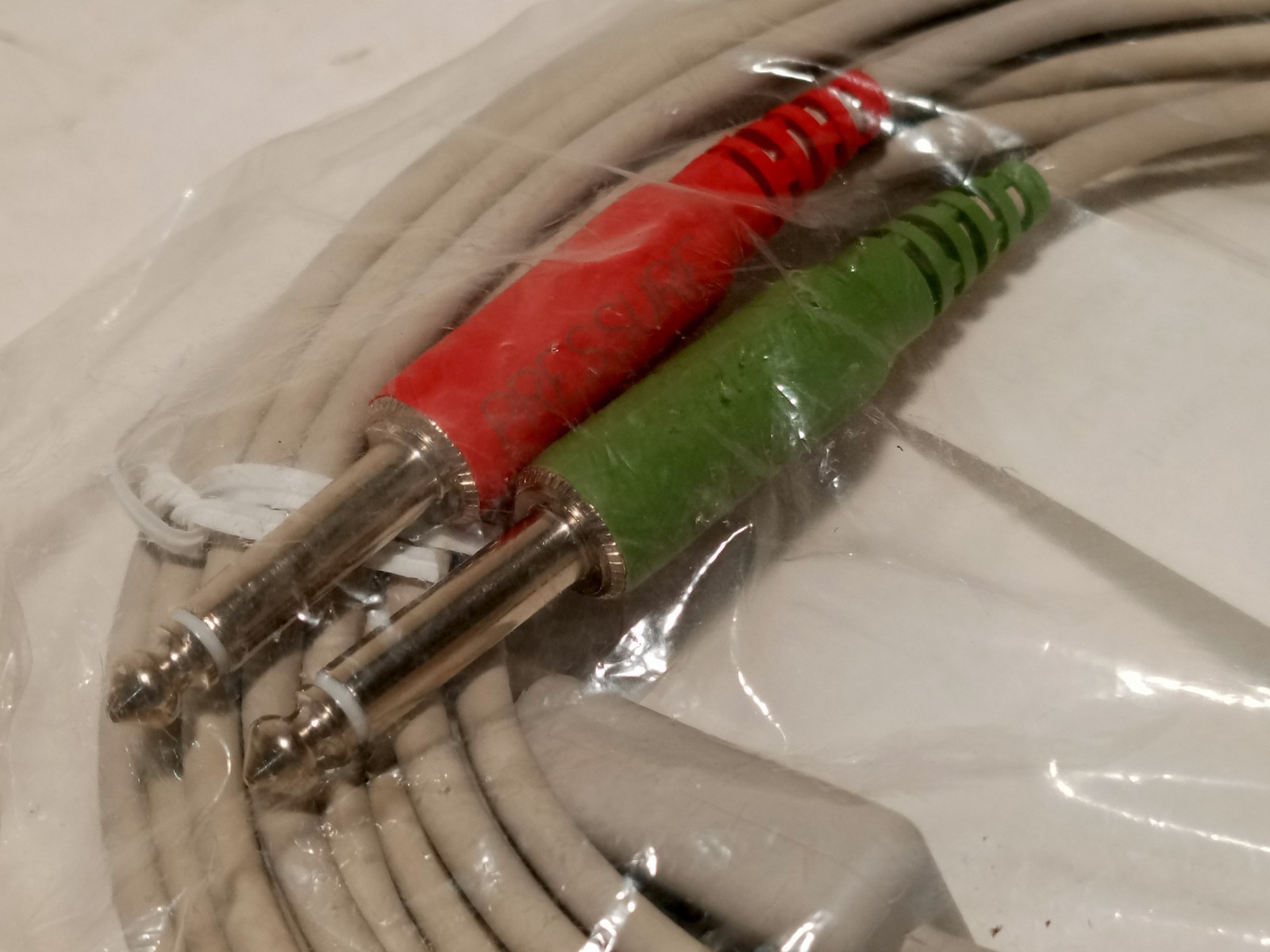 Carl Zeiss MediLive 3 CCD Mono NTSC Camera Control Unit MNR 1030-466 as shown