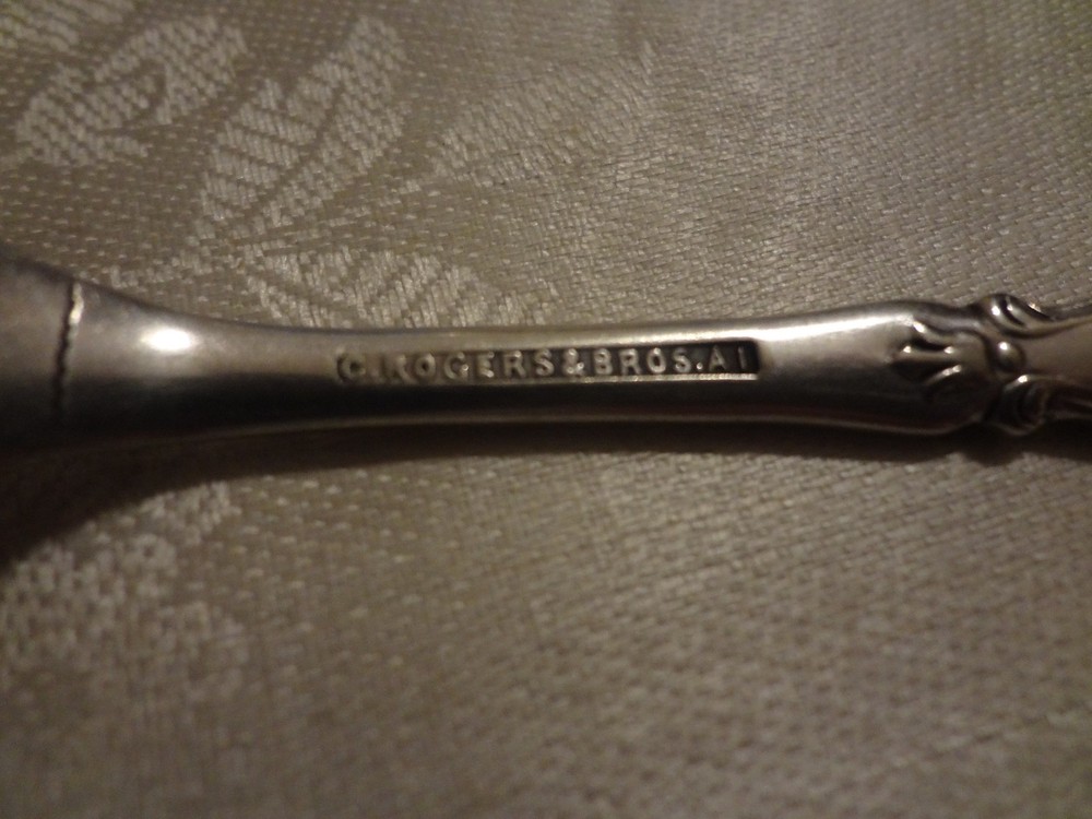 1894 - C.ROGERS & BROS. A1 - REGENT GLASGOW - Fruit Spoon