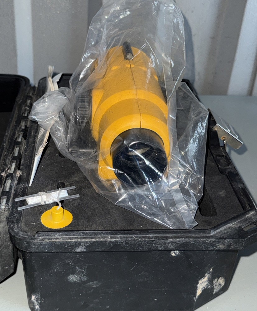 DEWALT DW096 Magnification Automatic Optical Level