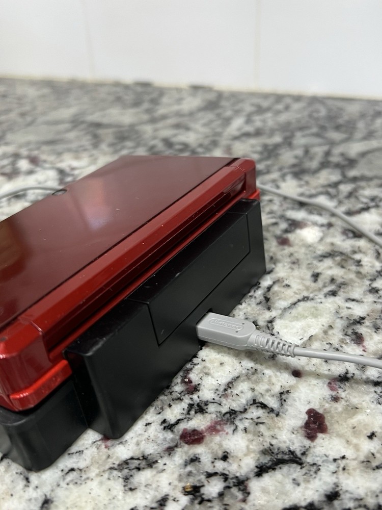Nintendo 3DS Official Authentic Charging Cradle Dock CTR-007