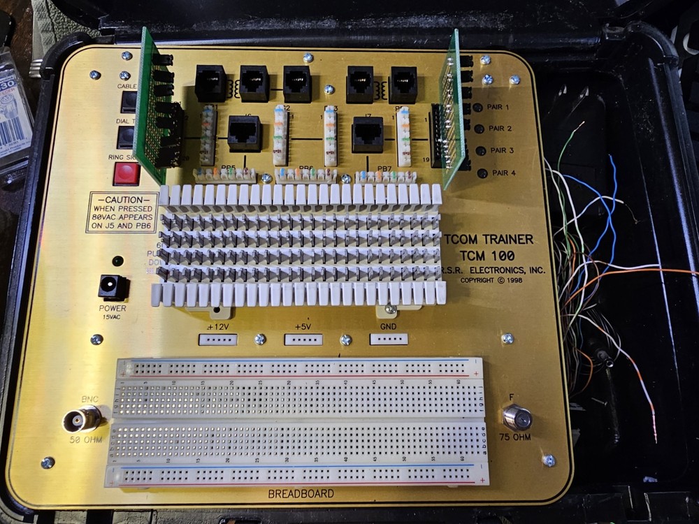 RSR ELECTRONICS TCM100 Telecom trainer