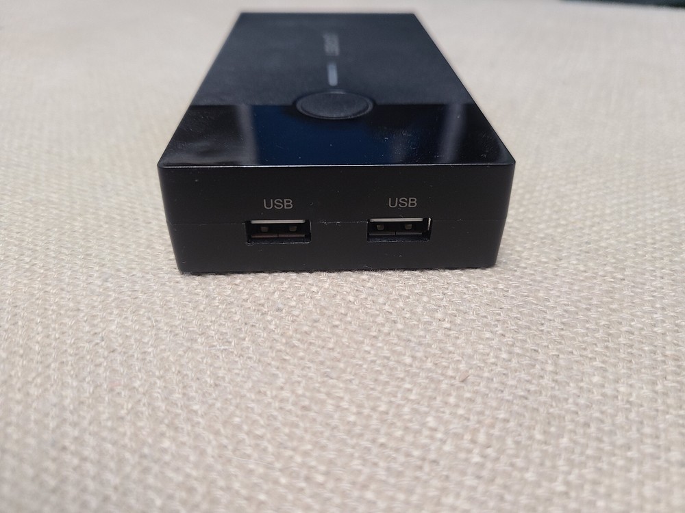 UGREEN 30357 2 Port USB KVM Switch Box Tested Working Clean