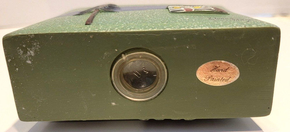 Donna Sharp Rustic Design Bear Lake Hand Painted Embossed Toothbrush Holder EUC