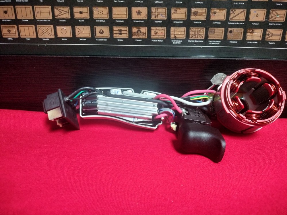 Milwaukee 14-20-0032 Electronics Assembly