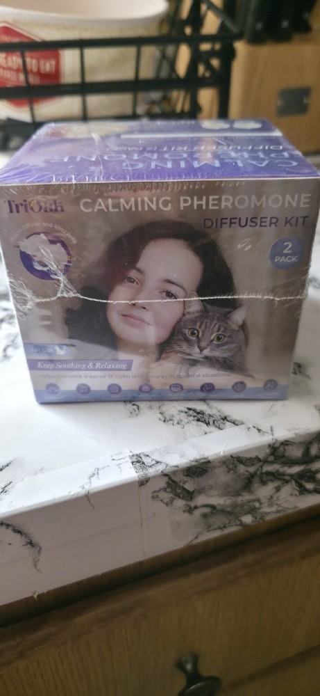 TriOak Cat Calming Pheromone Diffuser Kit For Cats 2 Pk- 2 Diffusers & 2 Refills