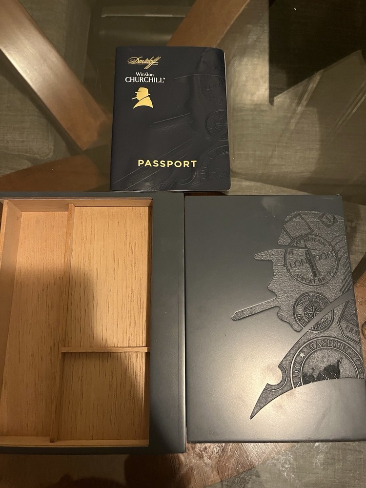 Davidoff Travel Case. Limited Edition